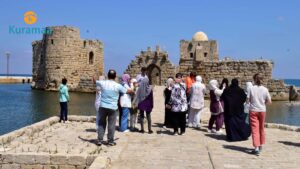 رحلة تعليمية نظمتها كرماء إلى صيدا لـ 75 يتيمًا سوريًا، لتعزيز وعيهم الثقافي والتراثي. ساهم معنا في دعم مستقبلهم.